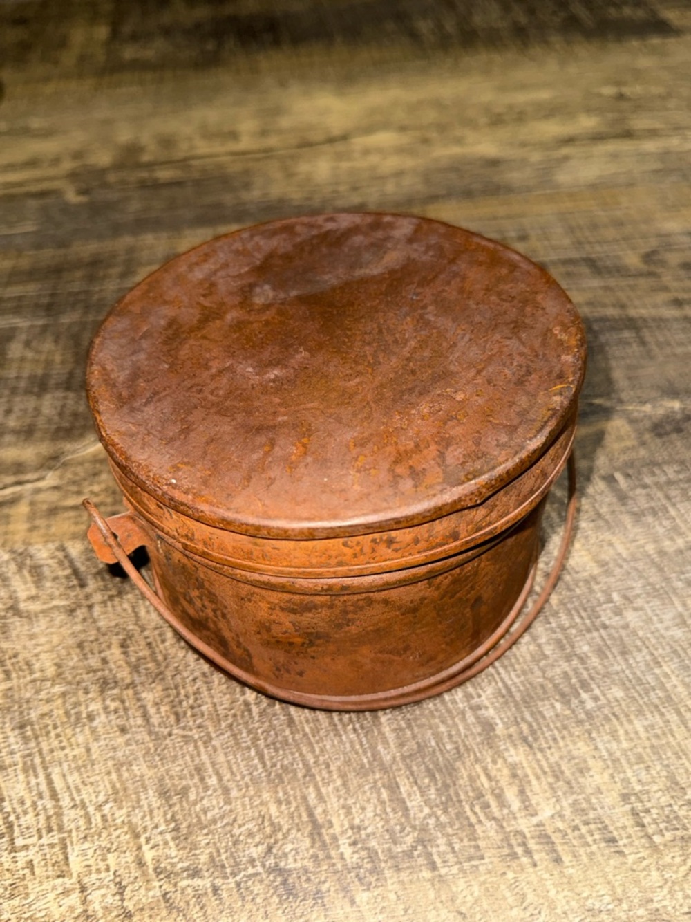 Rust-Patina Round Metal Decorative Box with Handle